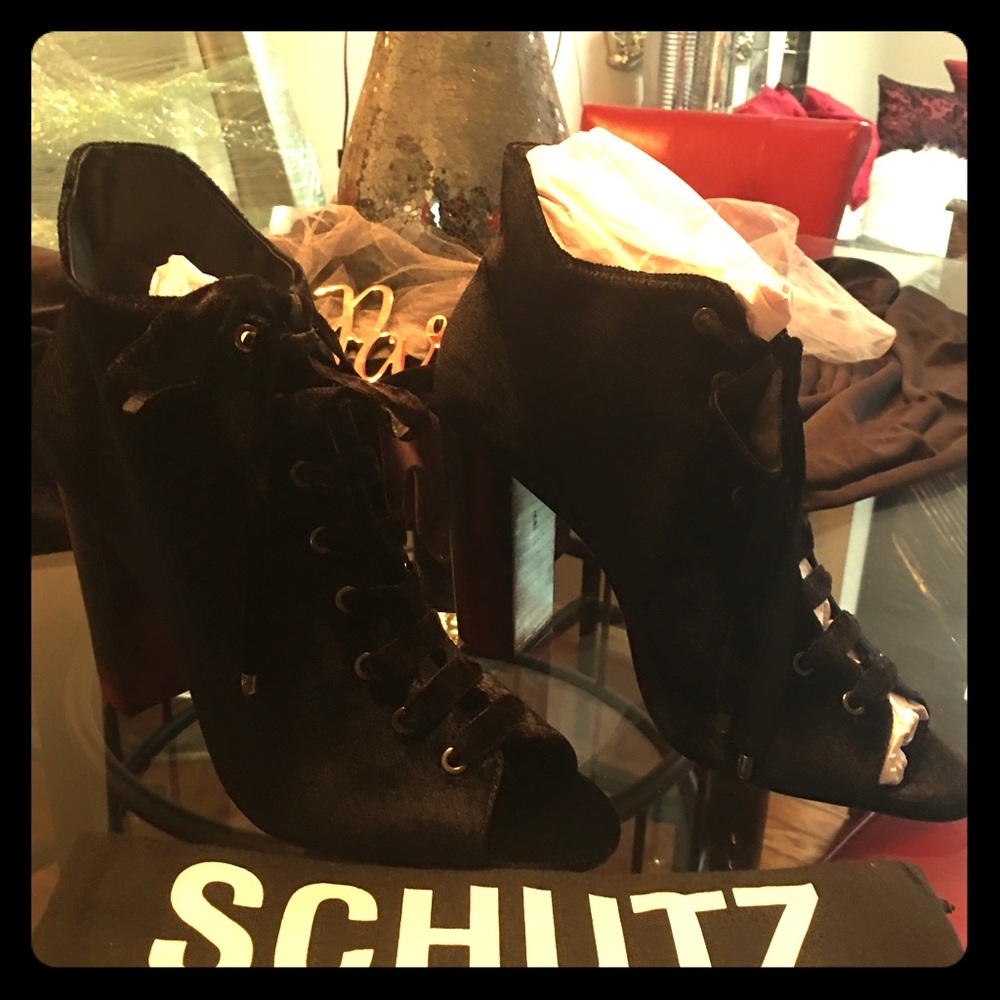 Schutz Velvet Ribbon Heels ( Size 10)